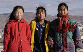 Godišnja populacija Mongolije je